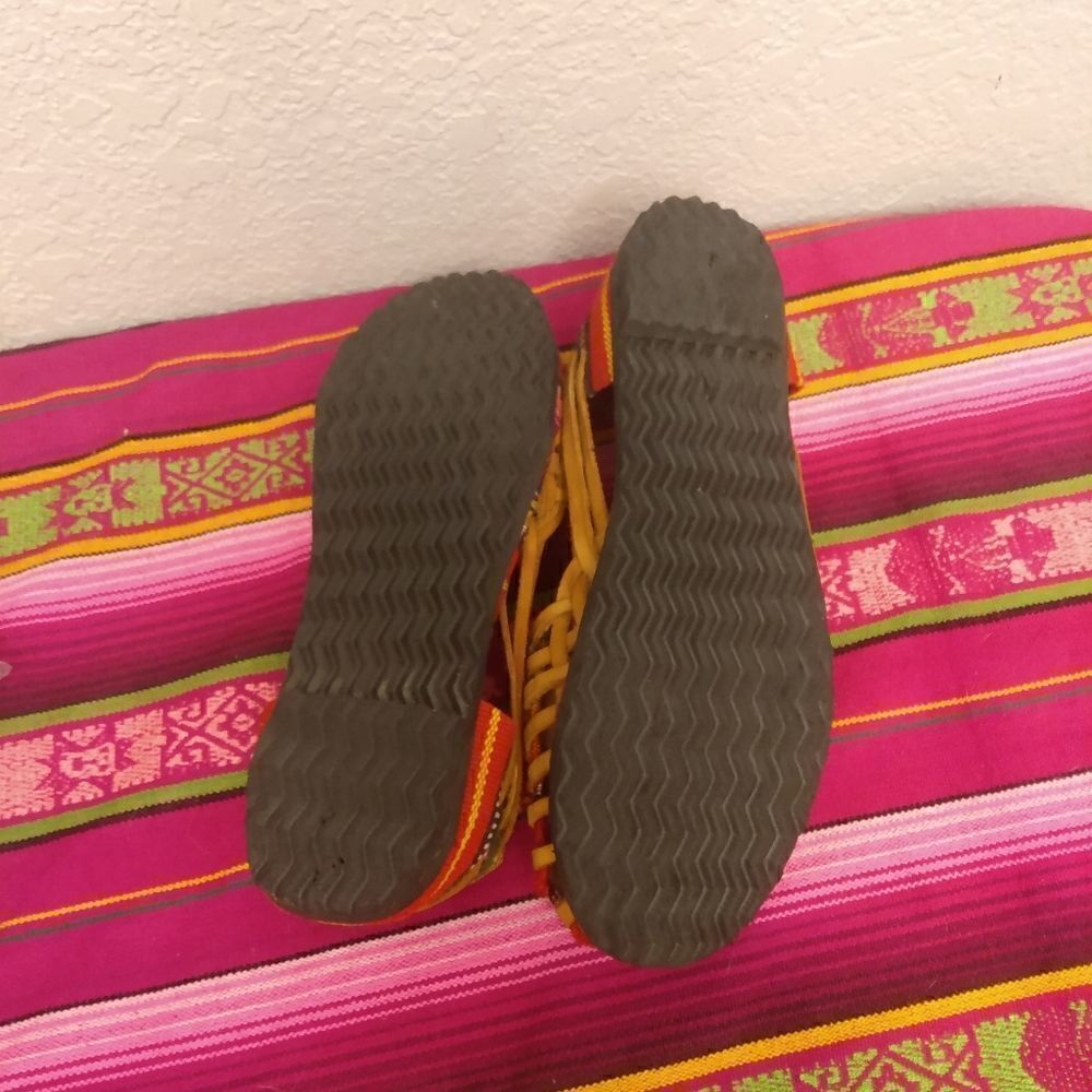 NEW Guatemalan Handmade Leather Boho Bohemian Hippie Shoes Flats Size 7 - Picture 4 of 10
